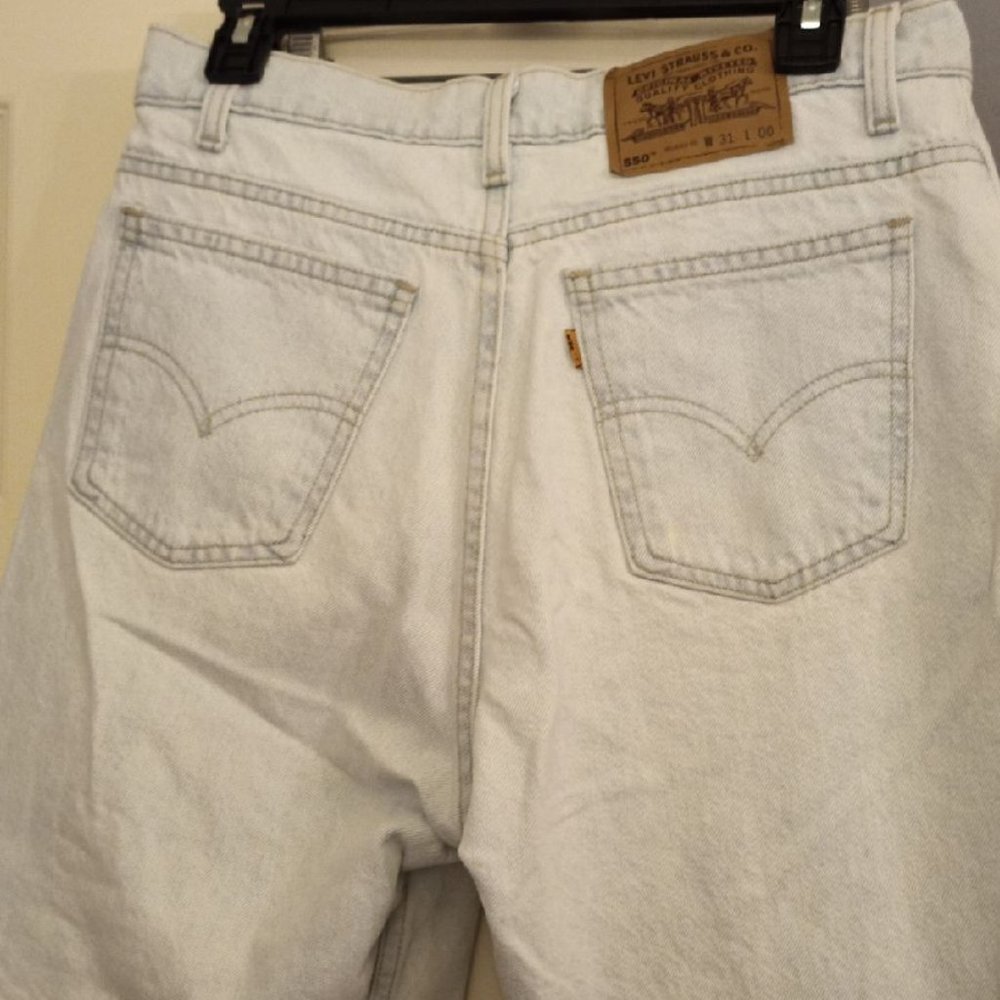 Vintage Levi's 550 11" Men's Shorts USA 31